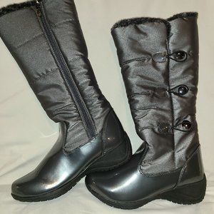 Khombu Pewter Grey Boots | US Size 10